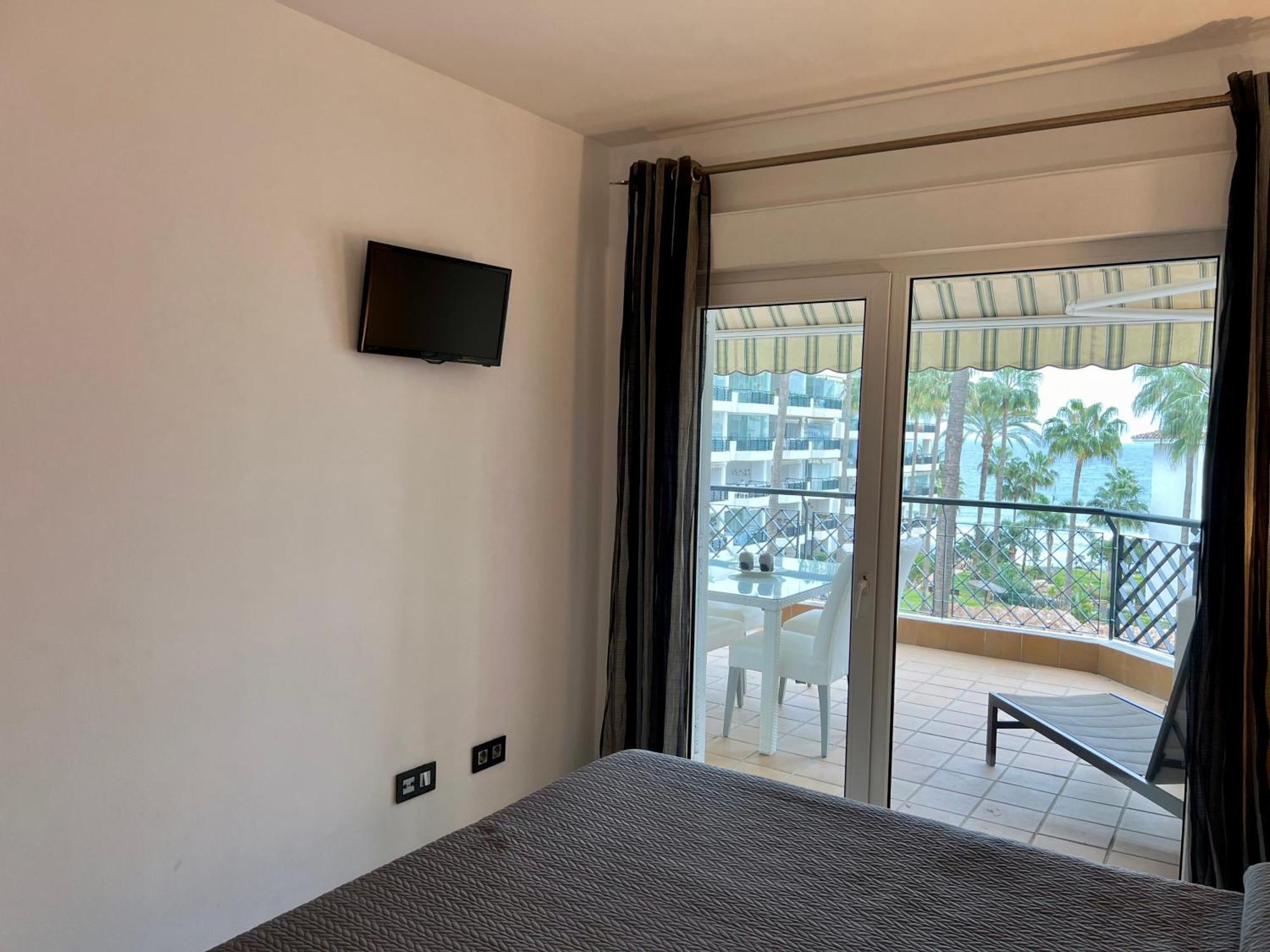 Mi Capricho, Luxury Apartment P 10 Sitio de Calahonda Luaran gambar